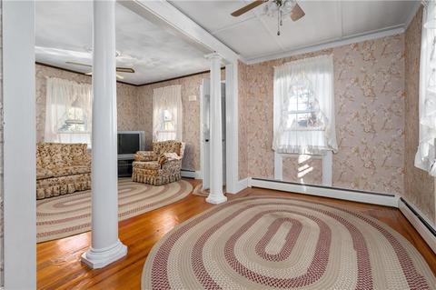 1017 Logee St, Woonsocket, RI 02895 photo 7