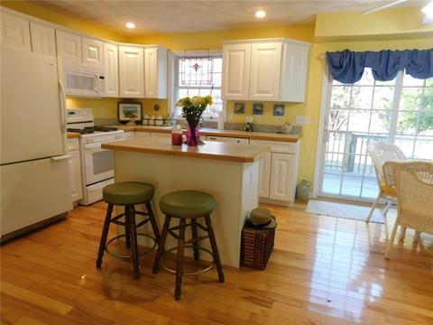 6 Cedar Crest Dr, Westerly, RI 02891 photo 3