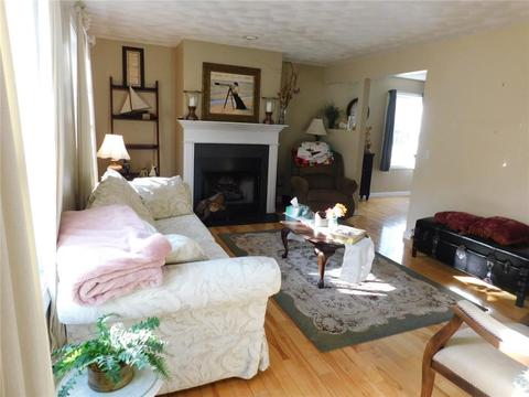 6 Cedar Crest Dr, Westerly, RI 02891 photo 9
