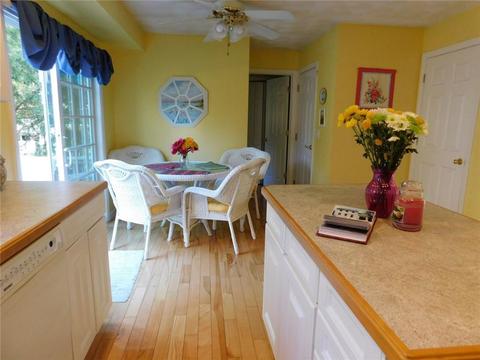 6 Cedar Crest Dr, Westerly, RI 02891 photo 4
