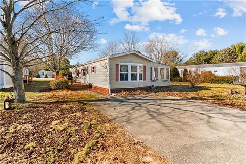 49 Wright Way, Coventry, RI 02816 photo 3