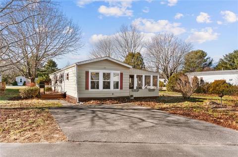 49 Wright Way, Coventry, RI 02816 photo 2