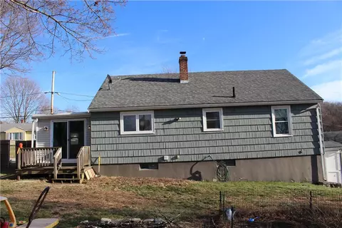 61 Madeleine Ave, Woonsocket, RI 02895 photo 24
