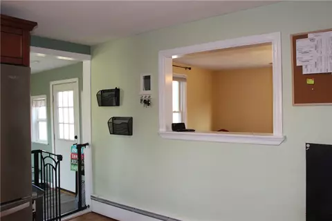 61 Madeleine Ave, Woonsocket, RI 02895 photo 9