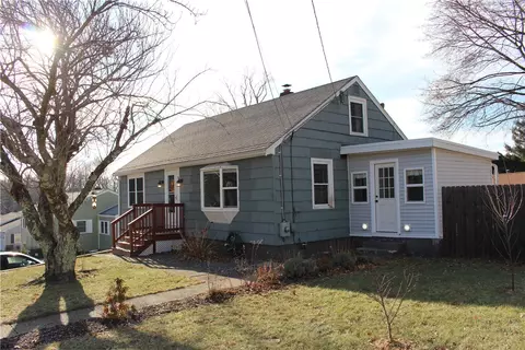 61 Madeleine Ave, Woonsocket, RI 02895 photo 1