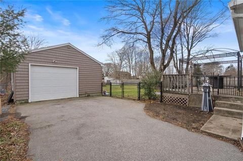 310 Sandy Ln, Warwick, RI 02889 photo 26