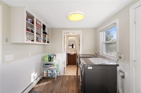 310 Sandy Ln, Warwick, RI 02889 photo 9