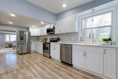 123 Greenleaf St, Fall River, MA 02721 photo 36