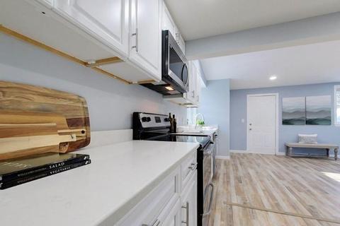 123 Greenleaf St, Fall River, MA 02721 photo 34