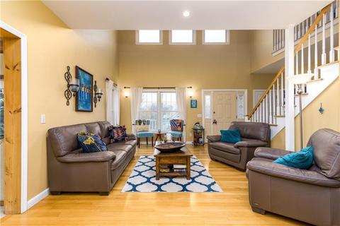 28 Valley Dr, Westerly, RI 02891 photo 4