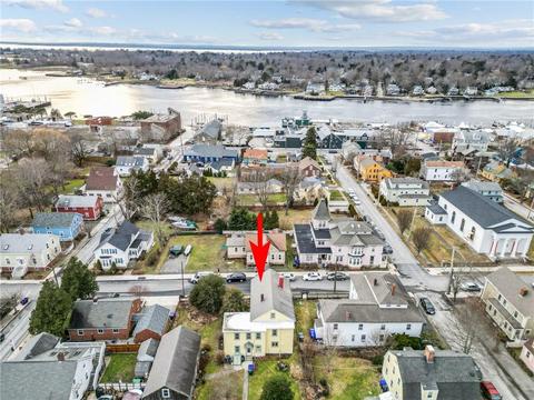 40 Lyndon St, Warren, RI 02885 photo 2