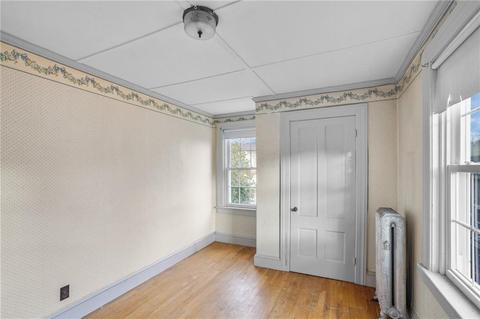 40 Lyndon St, Warren, RI 02885 photo 19