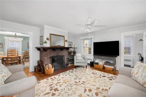23 Locust Ter, Warren, RI 02885 photo 8