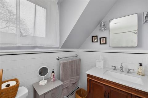 23 Locust Ter, Warren, RI 02885 photo 14