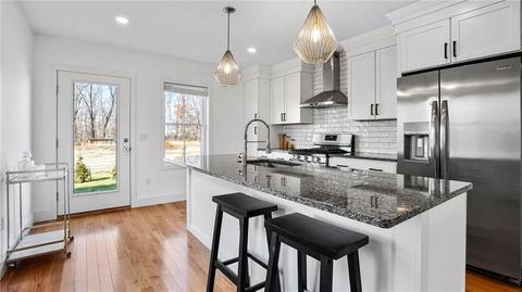 137 Graystone St, Warwick, RI 02886 photo 10