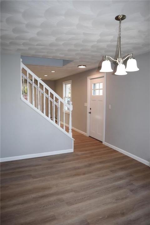 100 Marian Ln, Woonsocket, RI 02895 photo 5