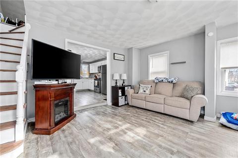 11 Pinehurst Ave, Warwick, RI 02889 photo 9