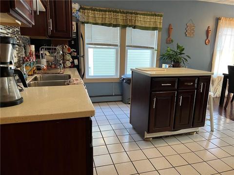499 Mason St, Woonsocket, RI 02895 photo 4