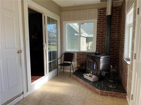 499 Mason St, Woonsocket, RI 02895 photo 11