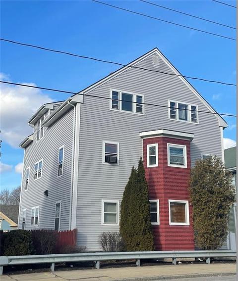 349 S Main St, Woonsocket, RI 02895 photo 17