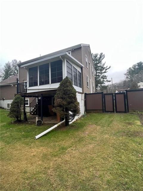 612 Central St, Burrillville, RI 02830 photo 8