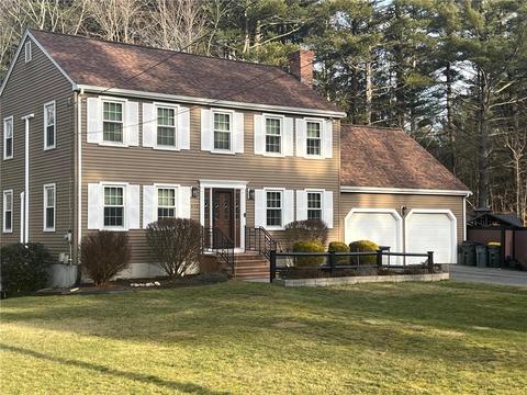 612 Central St, Burrillville, RI 02830 photo 2