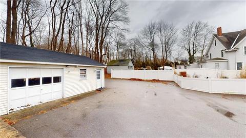 66 Beach St, Westerly, RI 02891 photo 4
