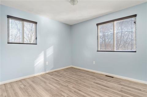 37 Carrs Ln, Warwick, RI 02886 photo 10