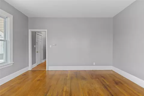 378 Park Pl, Woonsocket, RI 02895 photo 10