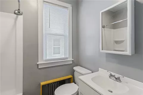 378 Park Pl, Woonsocket, RI 02895 photo 7