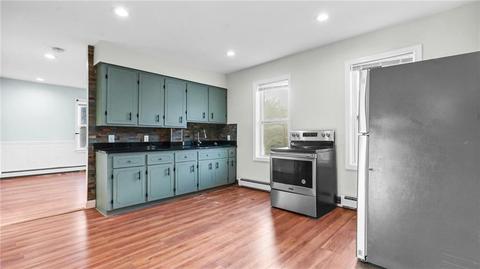 205 Chapel St, Woonsocket, RI 02895 photo 18