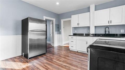205 Chapel St, Woonsocket, RI 02895 photo 4