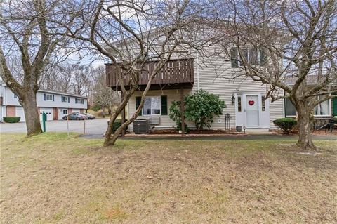 533 Quisset Ct, Warwick, RI 02886 photo 1
