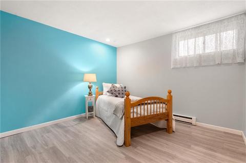 513 Roundhill Ct, Warwick, RI 02886 photo 11
