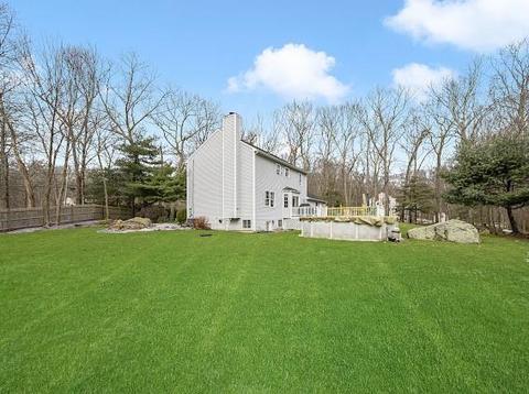 593 Gardner Rd, Exeter, RI 02822 photo 3
