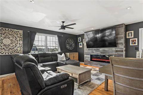 13 Cobblestone Ln, Westerly, RI 02891 photo 11