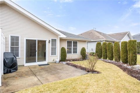 3 Greig Ct, Coventry, RI 02816 photo 3