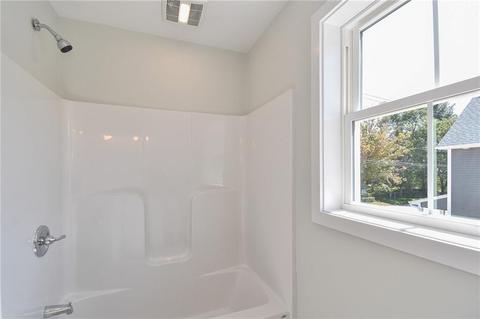 111 Graystone St, Warwick, RI 02886 photo 28