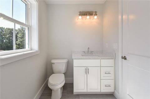 111 Graystone St, Warwick, RI 02886 photo 27