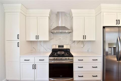 111 Graystone St, Warwick, RI 02886 photo 10