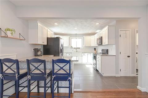 25 Long Ln, Warren, RI 02885 photo 6