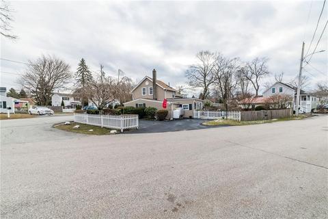 9 Junction St, Warwick, RI 02889 photo 3
