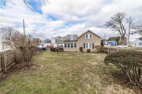 9 Junction St, Warwick, RI 02889 photo 23
