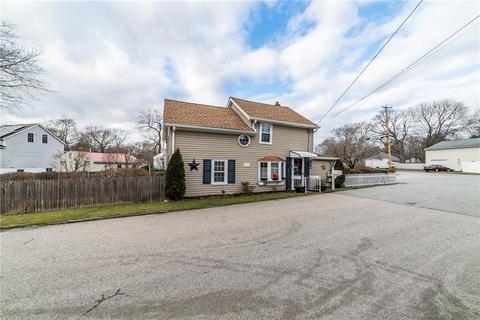 9 Junction St, Warwick, RI 02889 photo 1