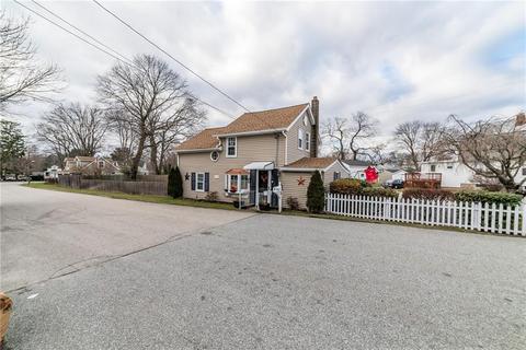 9 Junction St, Warwick, RI 02889 photo 2