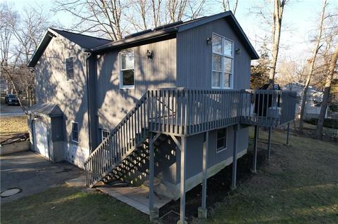 40 Evergreen Dr, Exeter, RI 02822 photo 3