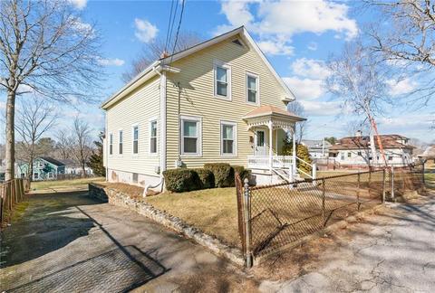 58 Hazard St, Coventry, RI 02816 photo 1