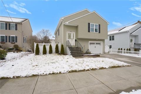 259 Cottage St, Woonsocket, RI 02895 photo 2