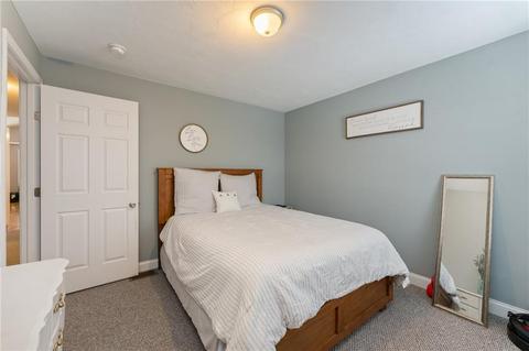 259 Cottage St, Woonsocket, RI 02895 photo 16