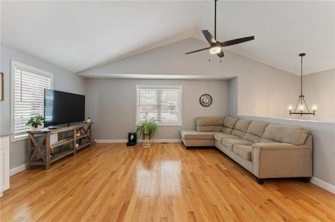 259 Cottage St, Woonsocket, RI 02895 photo 13